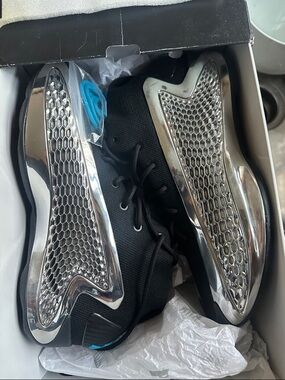 Adidas ANTHONY EDWARDS 1 mens size 8 Basketball sneakers